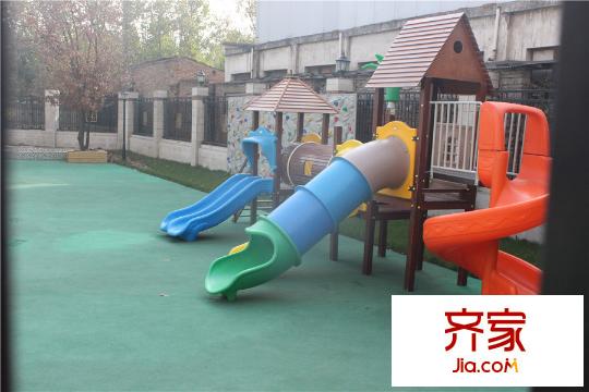 建邦華庭小區(qū)幼兒園（2015-12-02）