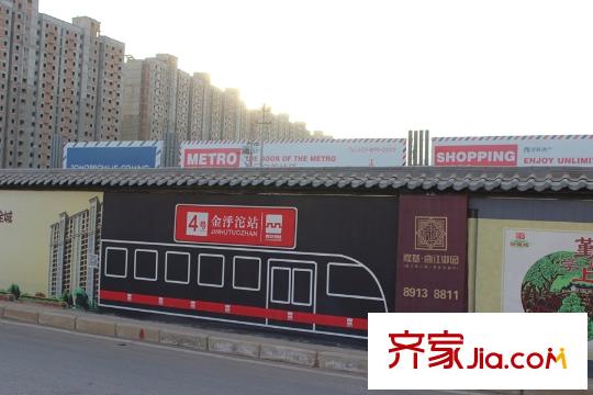 曲江御園小區(qū)門口地鐵站（在建）