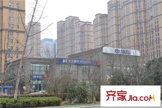鼎正?大都城周邊--興業(yè)銀行和浦發(fā)銀行