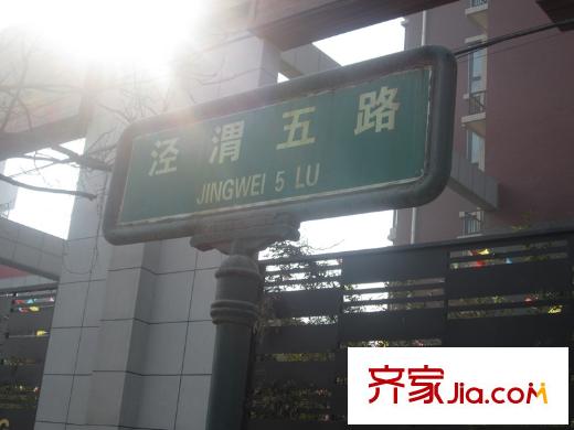 涇渭分明?生態(tài)半島周邊路標(biāo)
