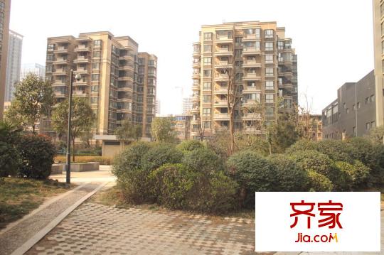 雙威理想城二期小區(qū)內景（2015-12-10）