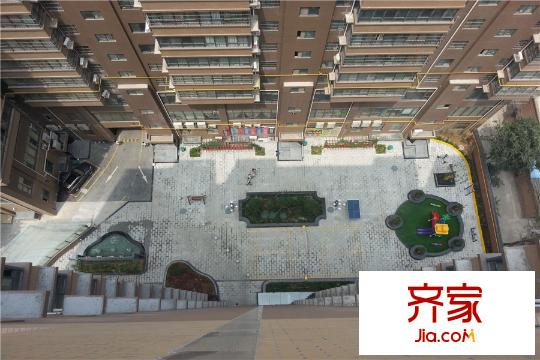安馳國際小區(qū)實(shí)景（2015.06.17）