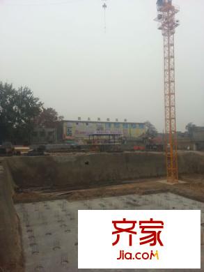 西紡逸品園實(shí)景圖工程進(jìn)度（2012.11）