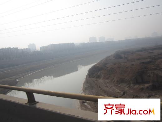 涇渭分明?生態(tài)半島周邊涇河