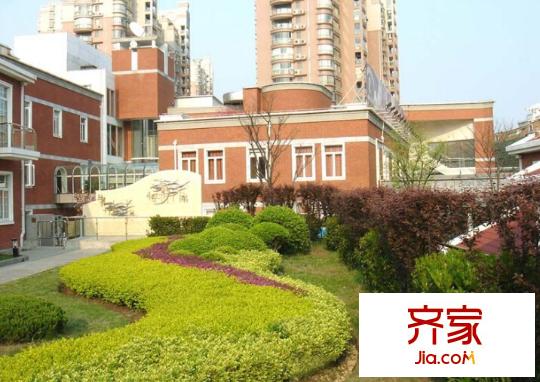 景苑小區(qū)外景圖 