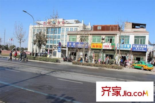 澤星?雅龍灣周邊配套-商業(yè)
