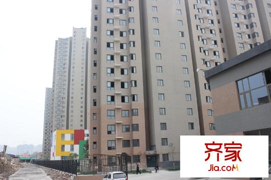 鴻基新城