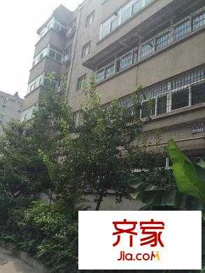 省建八公司家屬院外景圖 