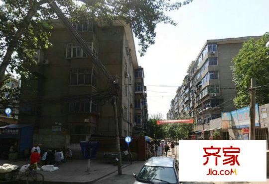 水泥制管廠家屬院