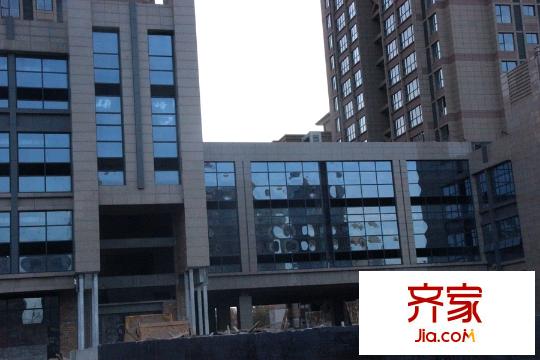 半坡國際廣場小區(qū)大門（2015-12-15）