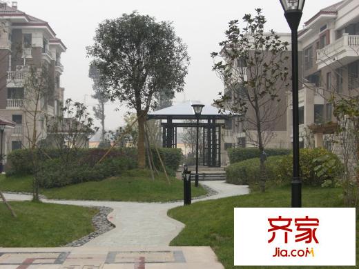 曲江公館外景圖