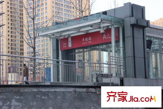半坡國際廣場周邊配套-地鐵1號(hào)線半坡站