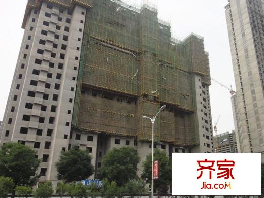 萬科城二期工程進(jìn)度【攝于2013年7月】