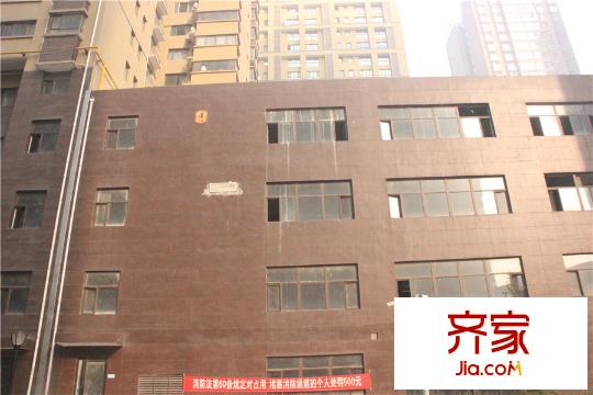 開(kāi)遠(yuǎn)?半島廣場(chǎng)小區(qū)（2015-12-30）