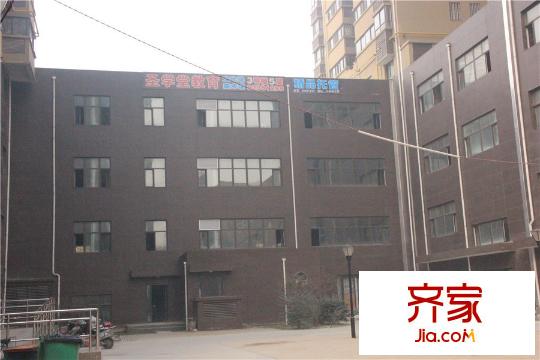 開(kāi)遠(yuǎn)?半島廣場(chǎng)小區(qū)（2015-12-30）