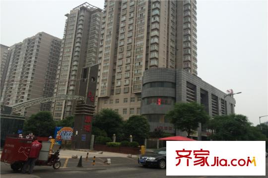 榮華北經(jīng)城周邊社區(qū)（攝于2015年6月2日）