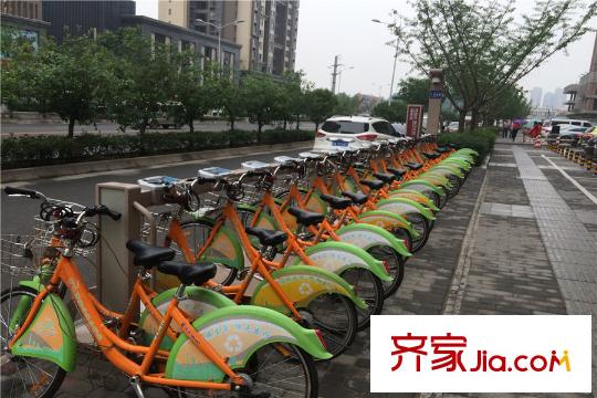 榮華北經(jīng)城周邊自行車站點(diǎn)（攝于2015年6月2日）