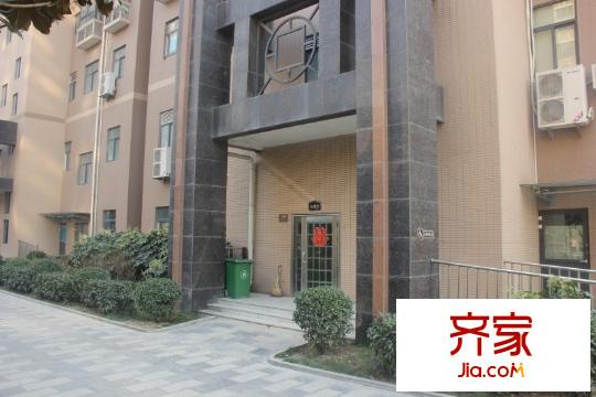 風(fēng)度天城外景圖 