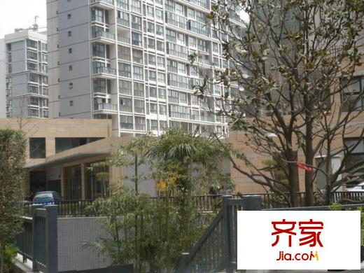 石油城外景圖 