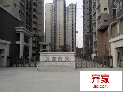 萬家燈火外景圖 