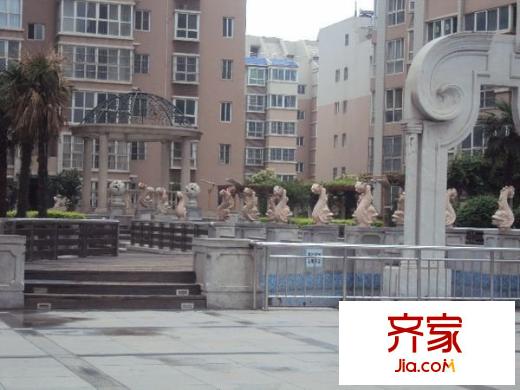 悅明園小區(qū)外景圖 