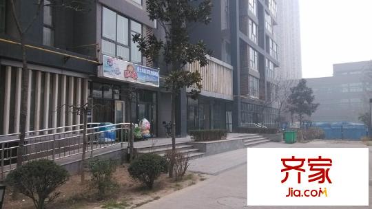 榕青無界外景圖 