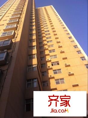美麗的院子外景圖 