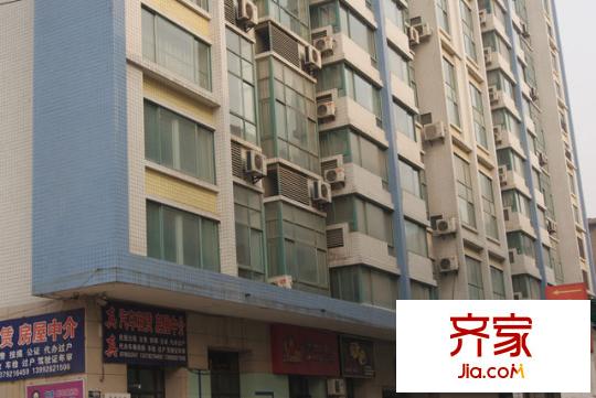 左鄰右舍外景圖 
