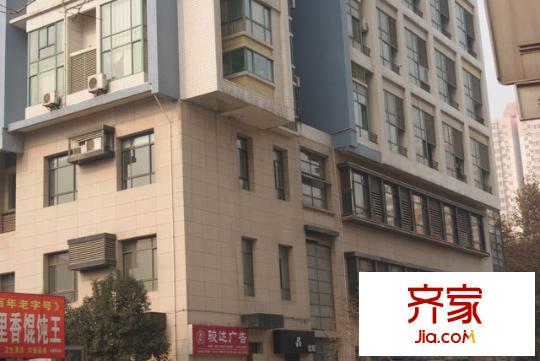 左鄰右舍外景圖 