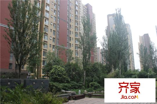 繽紛南郡小區(qū)園林景觀（2015.06.12）