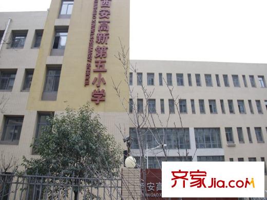 繽紛南郡周邊攝于2014年3月