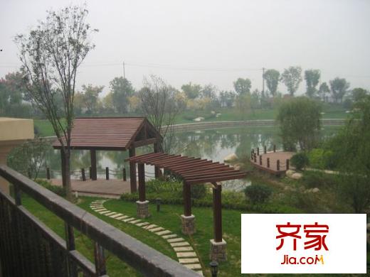 綠地國際生態(tài)城外景圖  