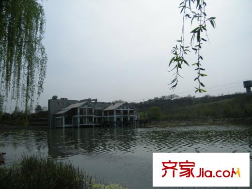 綠地國際生態(tài)城周邊雁鳴湖