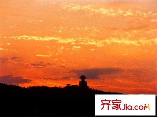 經(jīng)緯美耀灣附近臨平山