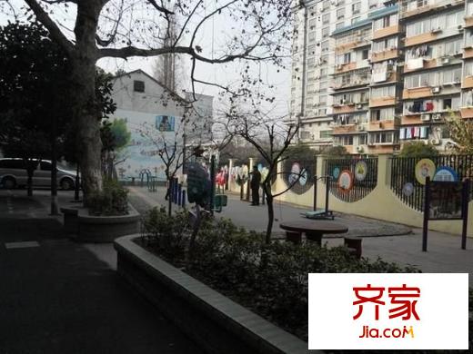 沿山河新村外景圖