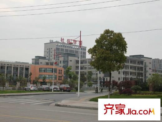 四季晶品配套圖附近社區(qū)學(xué)院
