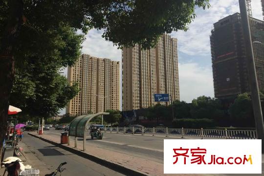 萬科璞悅灣附近的店鋪