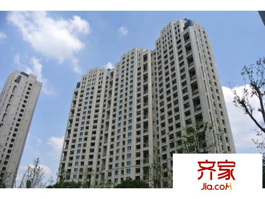 保利香檳國際實(shí)景圖施工進(jìn)程（2013.09）