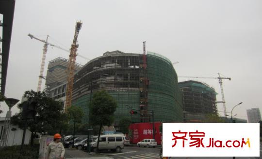 保利香檳國際配套圖周邊在建的銀泰城