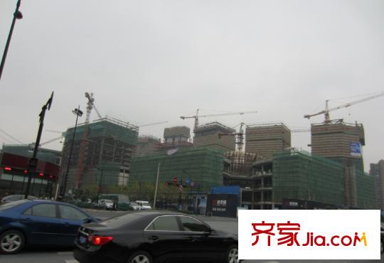 保利香檳國際配套圖周邊在建的銀泰城