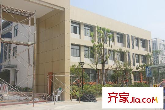 龍湖名景臺(tái)配套丁信小學(xué)