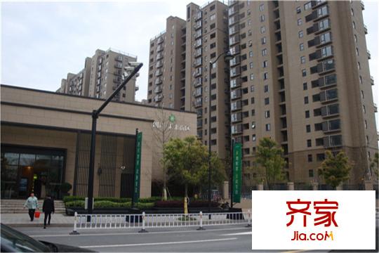 朗詩未來街區(qū)實景圖項目（2015-4-10）