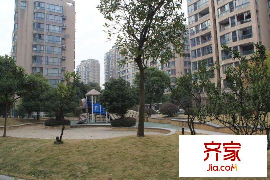 蘭韻天城外景圖南北 