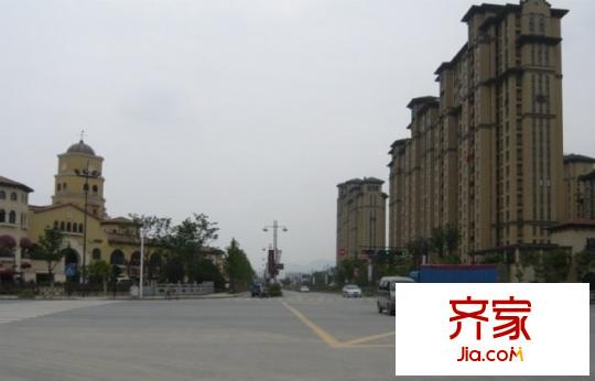 蒙卡岸外景圖
