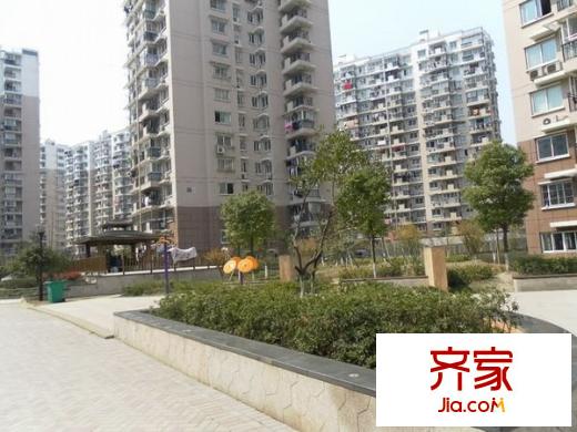 蔚藍(lán)郡外景圖