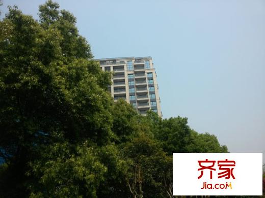 曙光之城外景圖 