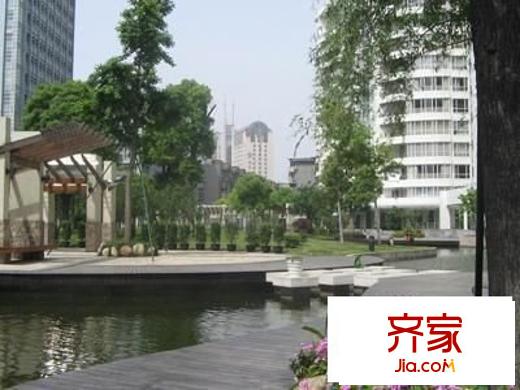 白馬公寓外景圖