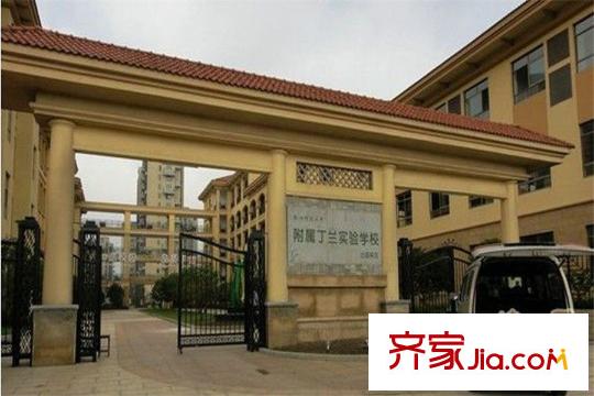 廣宇上東城附近的丁蘭實(shí)驗(yàn)小學(xué)