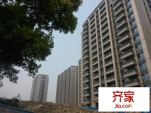 曙光之城外景圖 