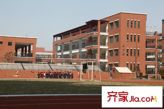 宋都晨光國際附近的學(xué)正小學(xué)
